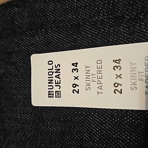 Uniqlo - Picture 4 of 4